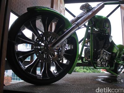 Harley Chopper Hand Made yang Bikin Kesengsem