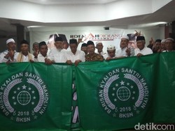 Barisan Kiai dan Santri Nahdliyin Deklarasi Dukung Prabowo-Sandi