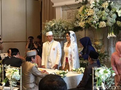 Angela Lee Bebas, Duka Ayu Dewi hingga Ge Pamungkas Nikah