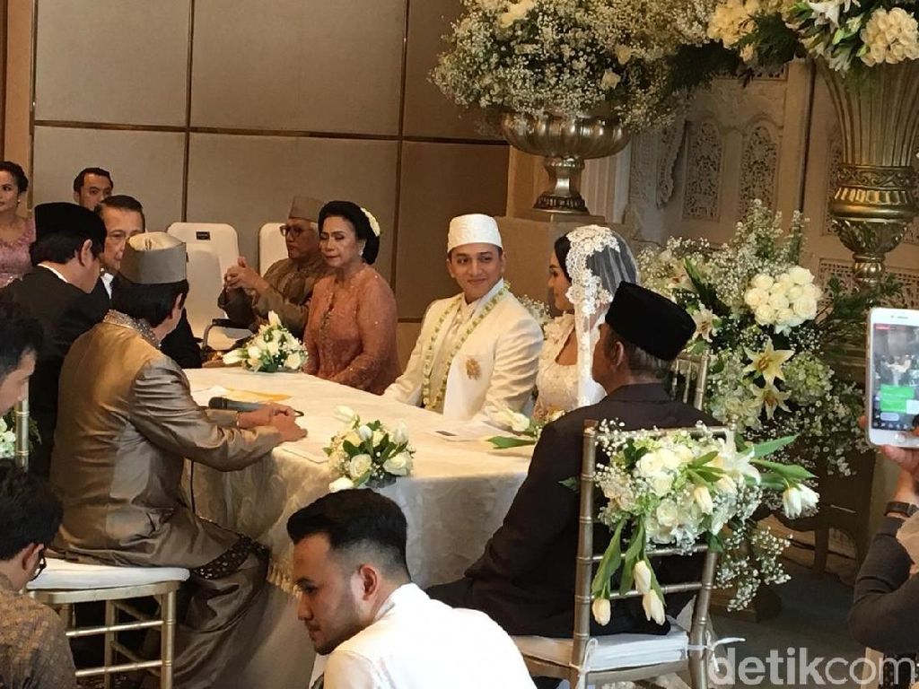 Sah Menikah, Ge Pamungkas Ulang Ijab Kabul Tiga Kali Sah Menikah, Ge Pamungkas Ulang Ijab Kabul Tiga Kali