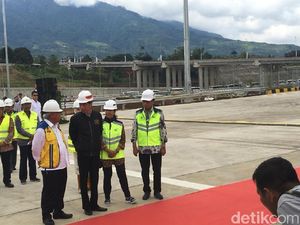 Jokowi: Tol Bocimi akan Tersambung ke Bandung hingga Cilacap Jokowi: Tol Bocimi akan Tersambung ke Bandung hingga Cilacap