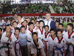 Buka Kompetisi Taekwondo, Zulkifli Harap Tumbuh Pembela Tanah Air