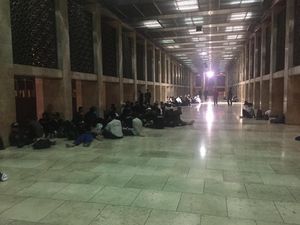 Ada Massa Reuni 212 Bermalam di Istiqlal Sebelum ke Monas