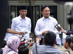 Yusril: Jokowi Bilang Mudahkan Syarat Pembebasan Baasyir