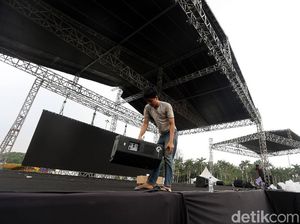 Persiapan Jelang Reuni 212 di Monas
