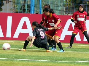 Serunya Kompetisi Sepak Bola Khusus Wanita