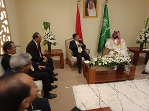 Foto: Momen JK Bertemu Putra Mahkota Arab Saudi Bahas Khashoggi