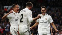 Carvajal merayakan gol tersebut bersama rekan-rekannya. Madrid memimpin 1-0 hingga jeda. (Foto: Sergio Perez/Reuters)