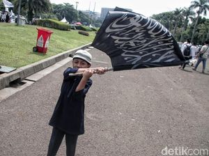 Potret Anak-anak yang Sengaja Diajak ke Reuni Akbar Mujahid 212