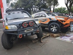 Daihatsu Taruna Buat Main Tanah