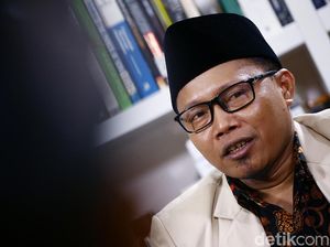 Cak Nanto soal Kasus Dahnil: Kalau Kriminalisasi Saya Lawan Cak Nanto soal Kasus Dahnil: Kalau Kriminalisasi Saya Lawan
