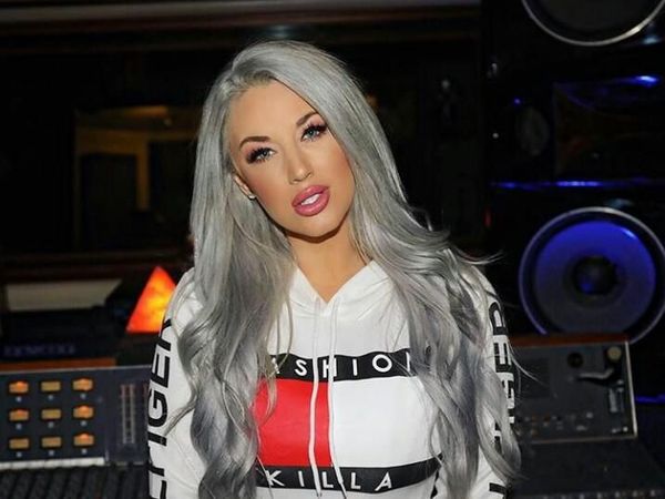 Pesona Laci Kay, Model Seksi yang Disebut-sebut Pacar Rahasia Tiger Woods