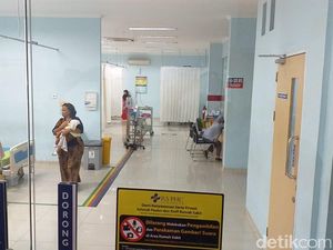 5 Jam Dirawat di PHC Surabaya, ABK Terduga Virus Corona Dirujuk ke RSU Soetomo 5 Jam Dirawat di PHC Surabaya, ABK Terduga Virus Corona Dirujuk ke RSU Soetomo