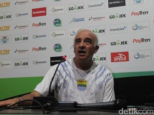 Persib Bandung Depak Mario Gomez