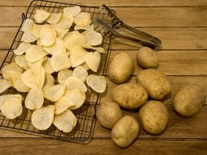 Wah, Keripik Kentang Tanpa Bumbu Ini Enak Dimakan dengan Apa Saja! Wah, Keripik Kentang Tanpa Bumbu Ini Enak Dimakan dengan Apa Saja!