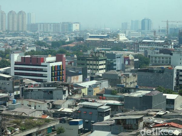 Mengintip Peluang Listrik Atap di Jakarta