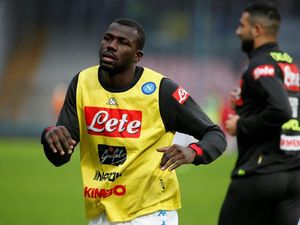 Krisis Bek, MU Makin Ngebet Kejar Koulibaly? Krisis Bek, MU Makin Ngebet Kejar Koulibaly?