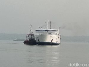 Cerita Nahas Terbakarnya KM Gerbang Samudra I Rute Surabaya-Banjarmasin