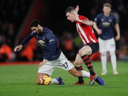 Diimbangi Soton Bukti MU Minim Pemain Agresif Seperti Anjing Gila