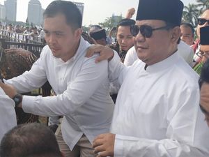 Berkacamata Hitam, Prabowo Datangi Reuni 212