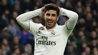 Ekspresi Asensio usai gagal mencetak gol ke gawang Valencia meski peluangnya cukup bagus. (Foto: Sergio Perez/Reuters)