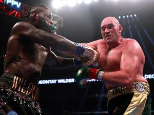 Duel 12 Ronde Tyson Fury Vs Deontay Wilder Berujung Imbang