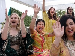 Yuk, Intip Isi Goodie Bag Nikahan Nick Jonas-Priyanka Chopra!