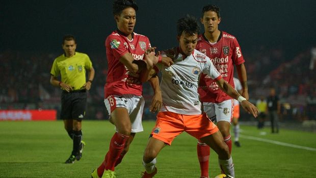 Persija menanti gelar juara saat hadapi Mitra Kukar.