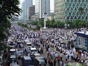Penampakan Massa Reuni 212 di Sekeliling Monas