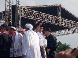 Anies Bicara Setop Reklamasi di Reuni 212