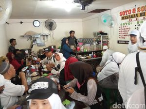 Tim Prabowo Sebut Reuni 212 Beri Dampak Positif Bagi Ekonomi DKI Tim Prabowo Sebut Reuni 212 Beri Dampak Positif Bagi Ekonomi DKI