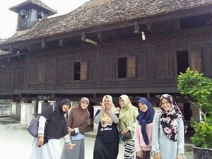 Ada Cahaya Islam di Thailand Selatan Ada Cahaya Islam di Thailand Selatan