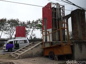 Gerbang Wisata Anyer Memprihatinkan, Ternyata Pernah Dikorupsi