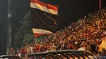 Tangisan Pendukung PSM Makassar di Stadion PTIK