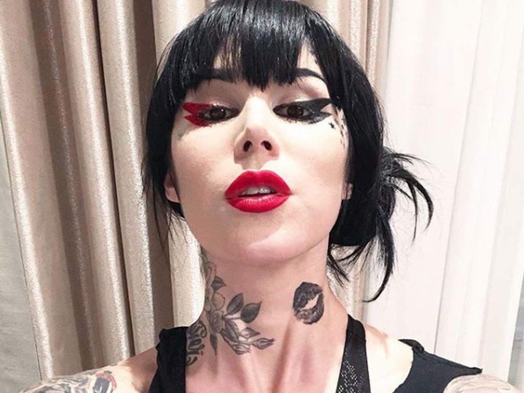 Kat Von D Stop Bisnis Makeup, Ini Alasannya Kat Von D Stop Bisnis Makeup, Ini Alasannya