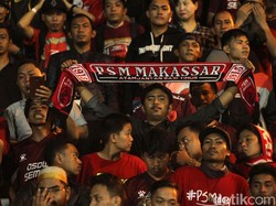 PSM Unggul 5-0, Suporter Rusuh dan Pemain Masuki Tribune Penonton