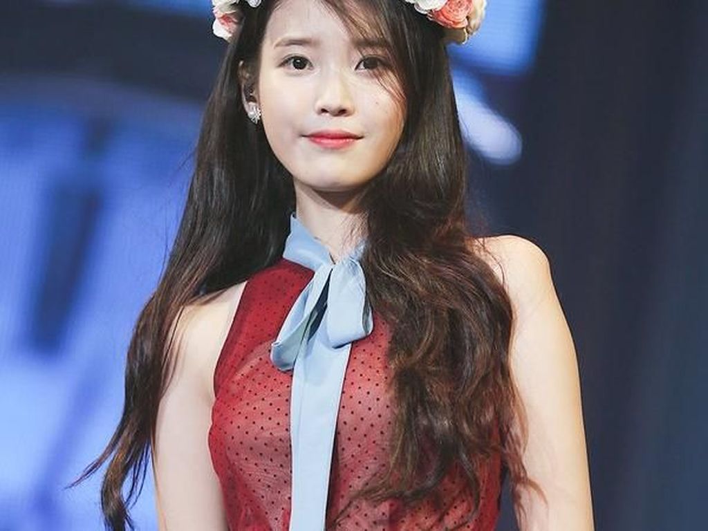 Berhati Malaikat, Artis K-Pop IU Habiskan Rp 210 Juta untuk Penggemarnya Berhati Malaikat, Artis K-Pop IU Habiskan Rp 210 Juta untuk Penggemarnya