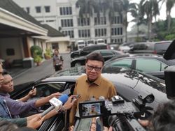 Tjahjo Larang Staf Kemendagri Gunakan Alat Berbahan Plastik