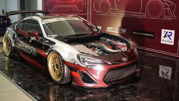 Saat Toyota 86 Berbekal Jantung Corvette V8