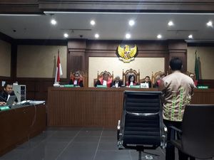 Terbukti Suap Irwandi, Bupati Bener Meriah Divonis 3 Tahun Bui Terbukti Suap Irwandi, Bupati Bener Meriah Divonis 3 Tahun Bui