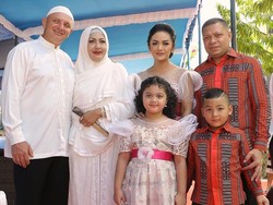 Krisdayanti Kompak dengan Mantan Istri Raul Lemos, Hotman Paris Dikira Teroris