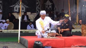 Foto: Sakralnya Tradisi Nyangku di Ciamis