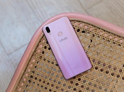 Ada Vivo V11 Fairy Pink untuk Sambut Natal & Tahun Baru