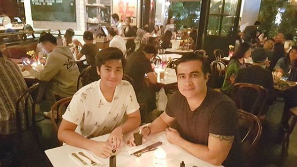 6 Momen Keakraban Adjie Pangestu dan Anak yang Jarang Terekspos