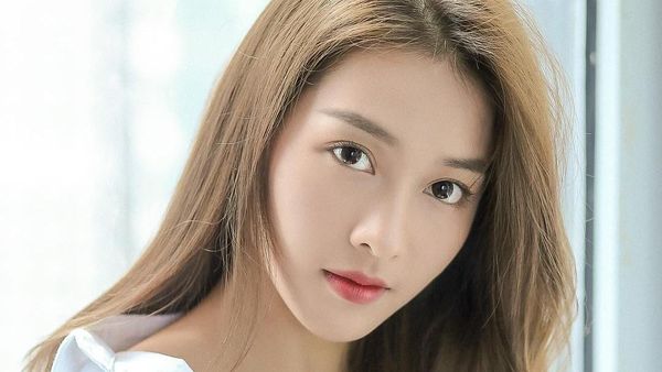 Kepincut Pesona Model Cantik yang Pernah Viral karena Disebut Petinju Seksi