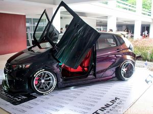 Penampakan Honda Jazz Bunglon yang Habiskan 400 Juta untuk Modifikasi