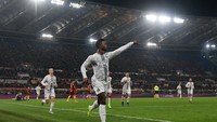 Keita Balde membuka keunggulan Nerazzurri di menit ke-37 untuk mempertahankan skor 1-0 sampai turun minum. REUTERS/Alberto Lingria.