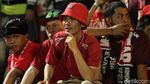 Tangisan Pendukung PSM Makassar di Stadion PTIK