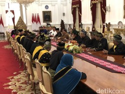Rebut Blok Rokan Jadi Alasan Pemberian Gelar Melayu Riau ke Jokowi