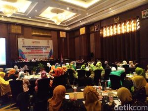 Bawaslu Jabar Ajak Emak-emak Awasi Politik Uang Bawaslu Jabar Ajak Emak-emak Awasi Politik Uang